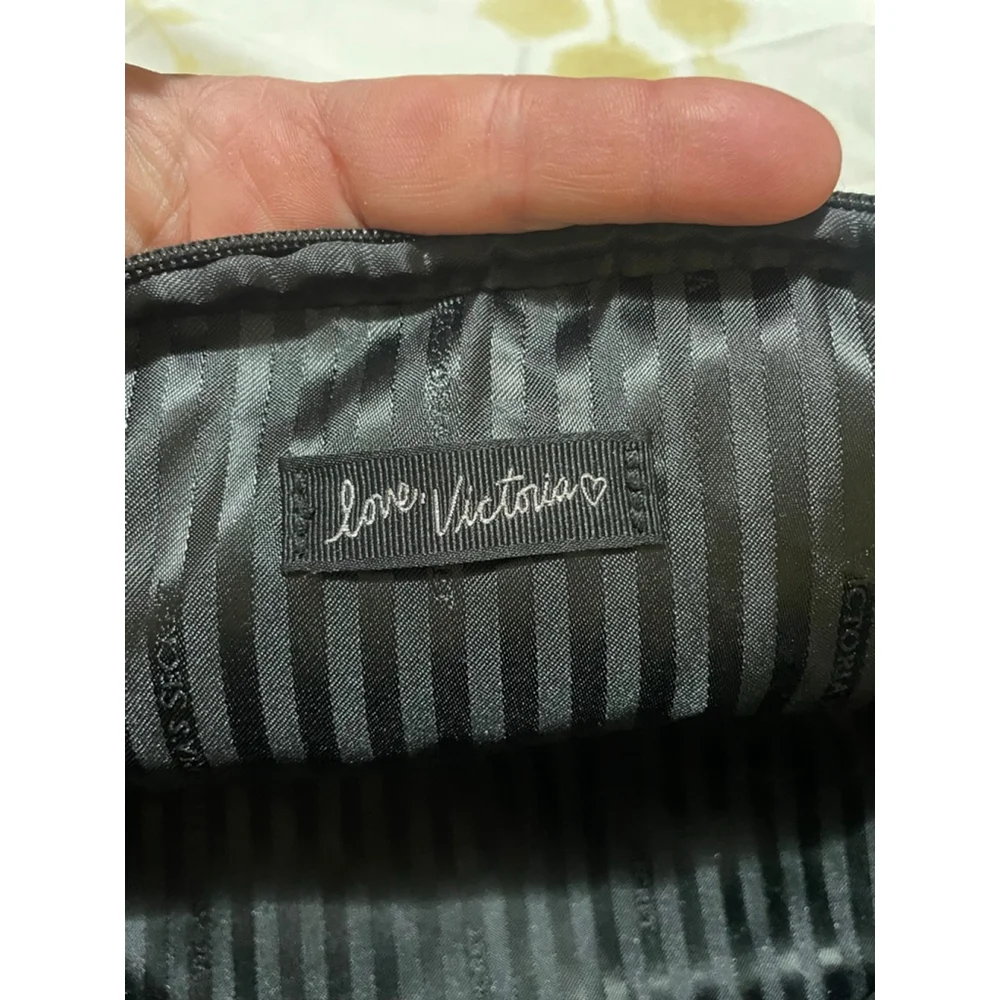 Women's Victoria's Secret Cosmetic Bag One Size Pink Black Floral